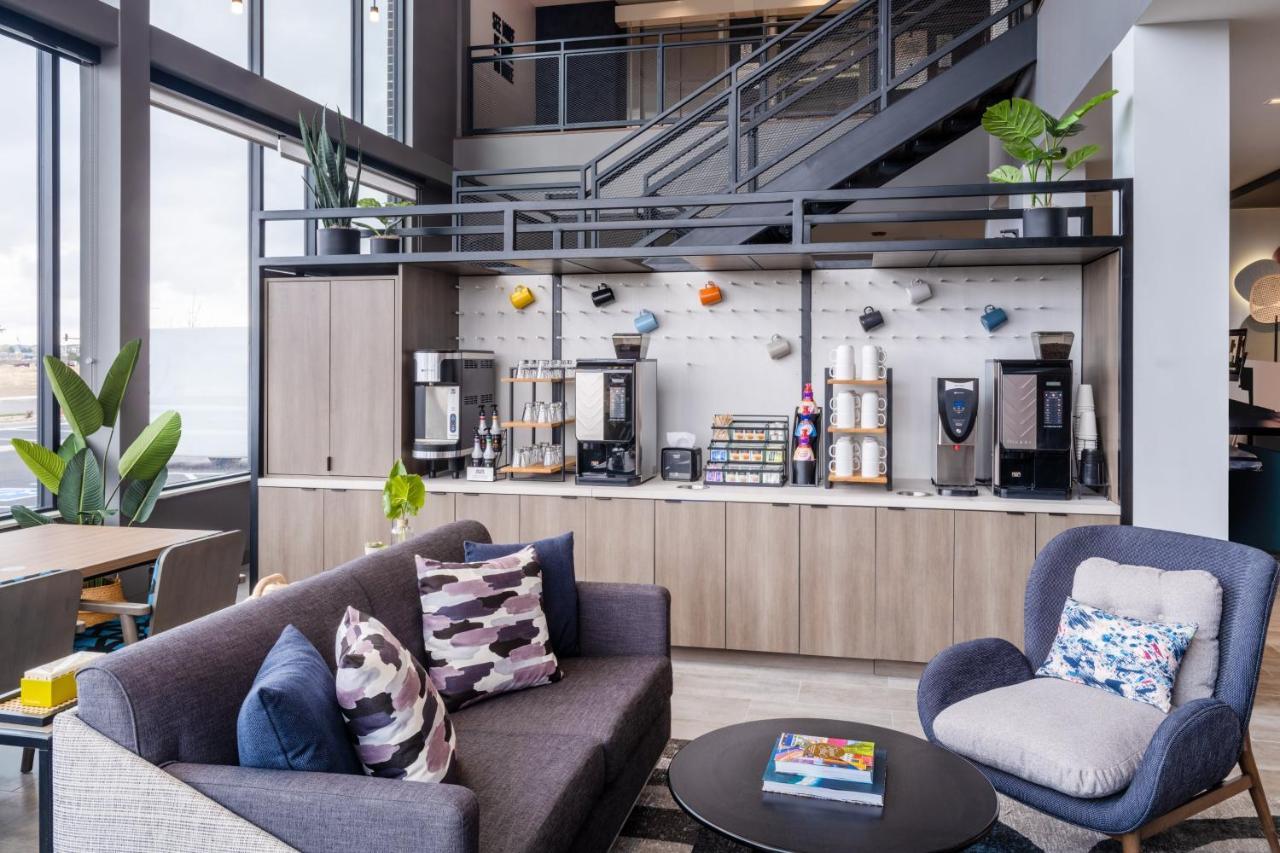 Atwell Suites - Denver Airport Tower Road By Ihg Exteriör bild